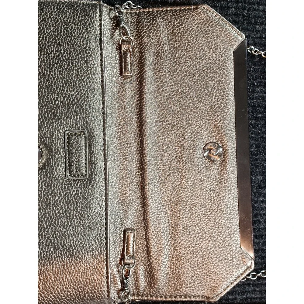 Silpada Elegant Metallic Chain Clutch Crossbody, removable chain, purple‎ lining